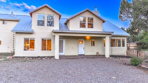 Photo of 610 State Highway 165, Placitas, NM 87043 (MLS # 1091491)