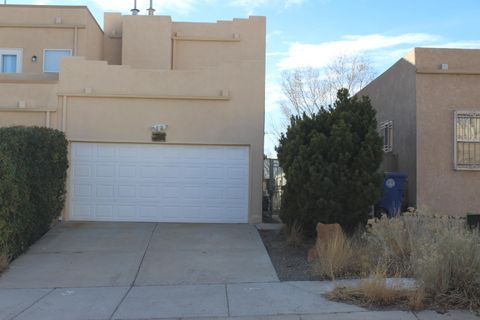 Photo of 215 Lanier Drive SE, Albuquerque, NM 87123 (MLS # 1098377)