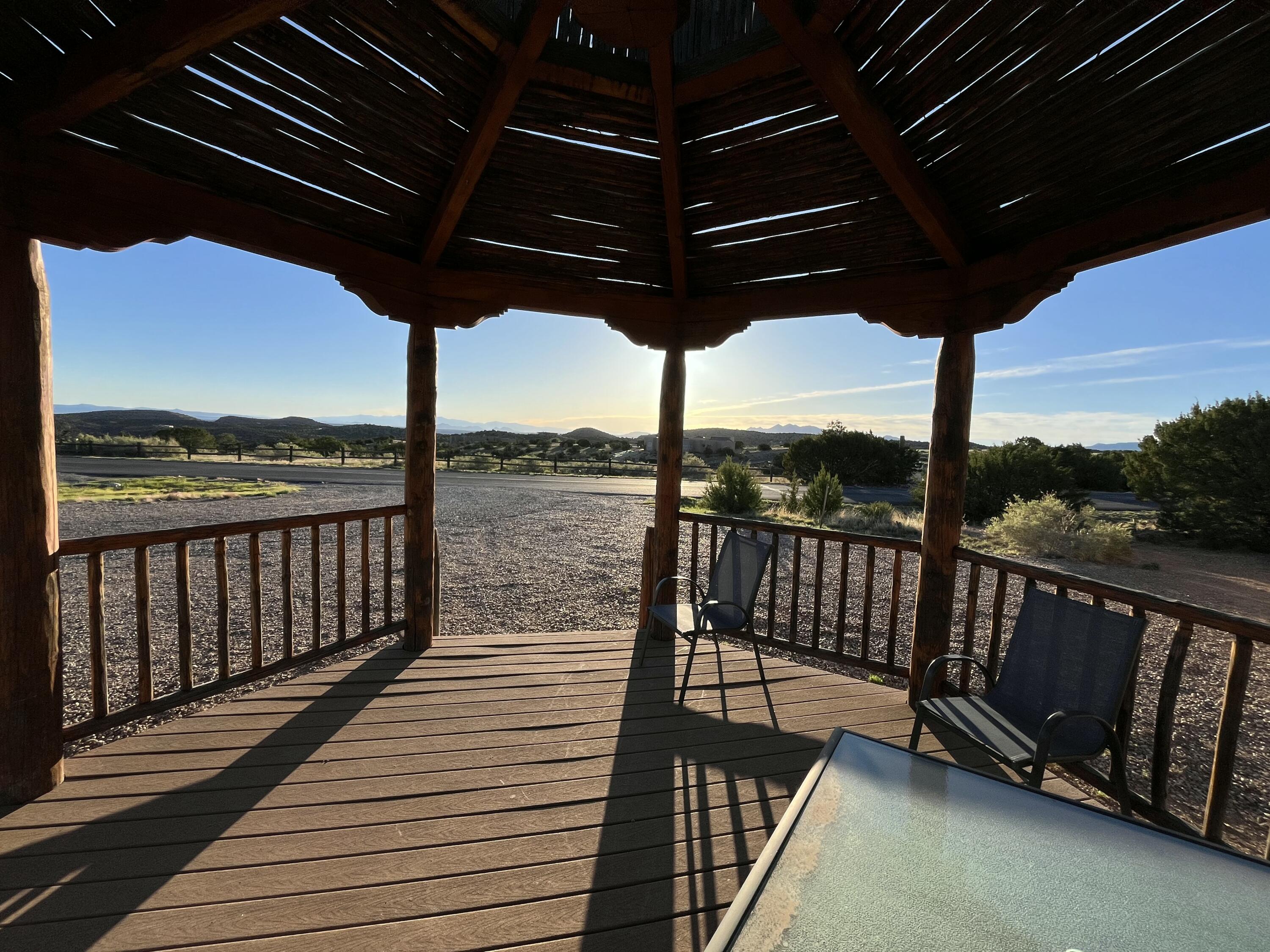 101 Wild Primrose Road, Placitas, New Mexico image 10