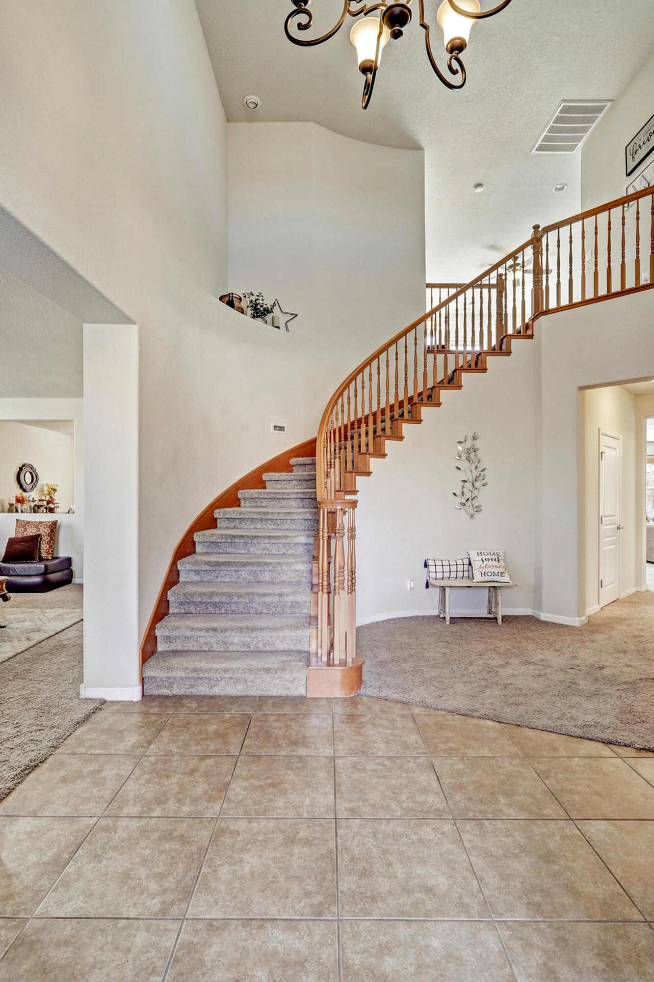 15 Los Miradores Drive, Rio Rancho, New Mexico image 3