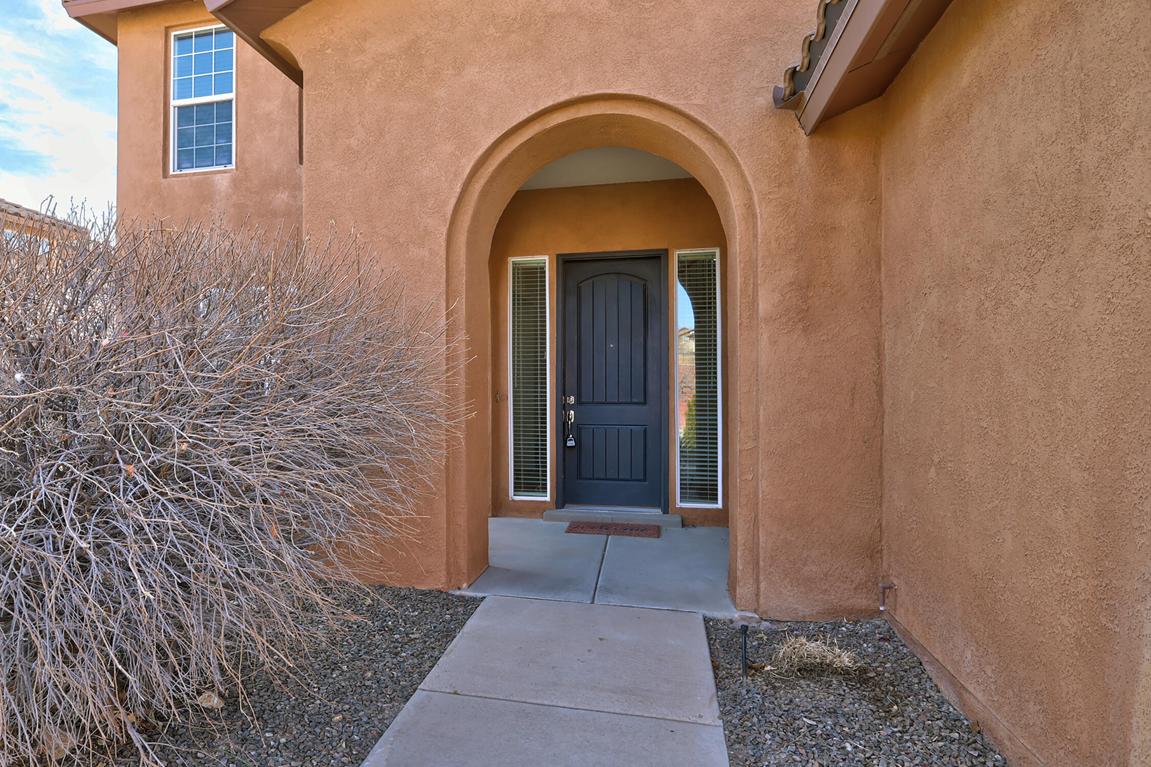 15 Los Miradores Drive, Rio Rancho, New Mexico image 2