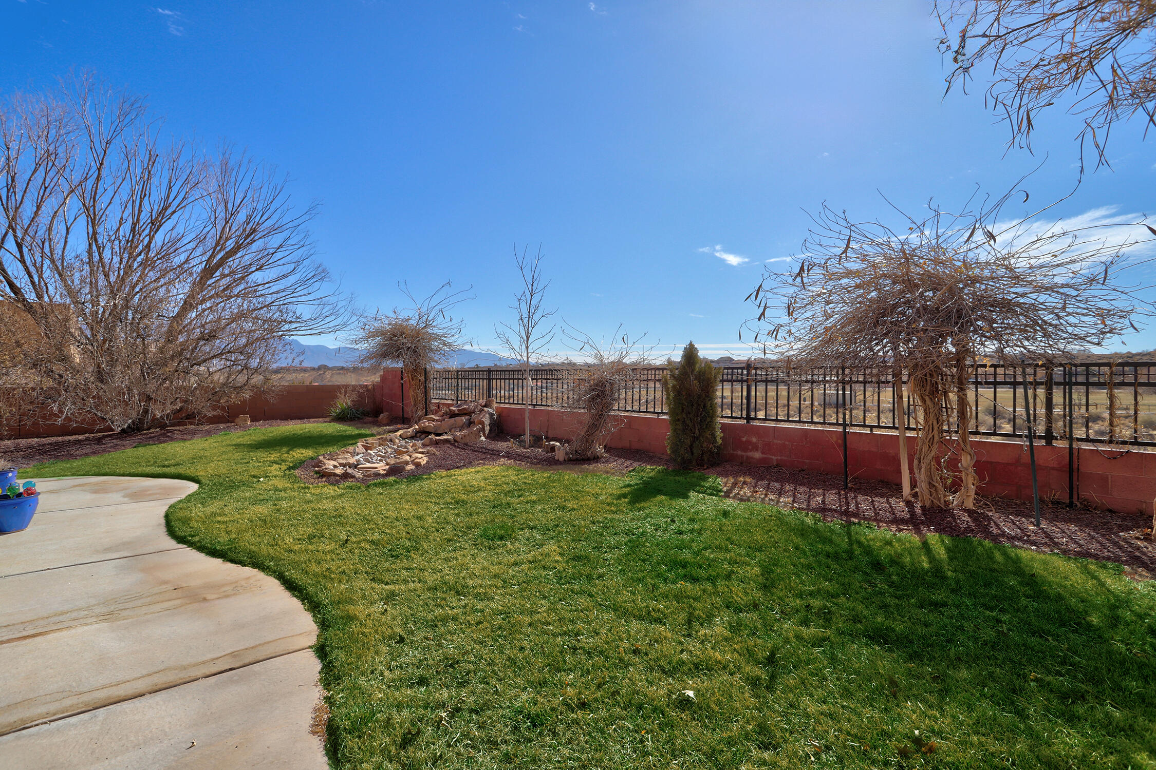 15 Los Miradores Drive, Rio Rancho, New Mexico image 32