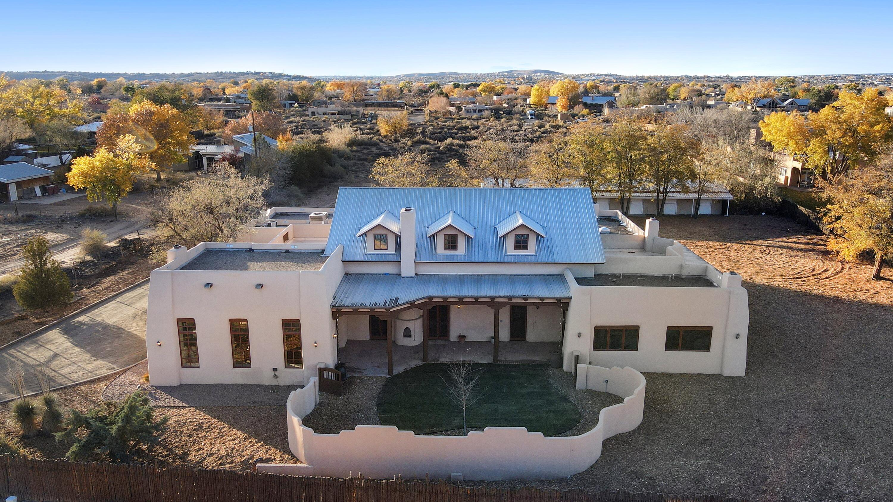 337 W Camino Del Oro