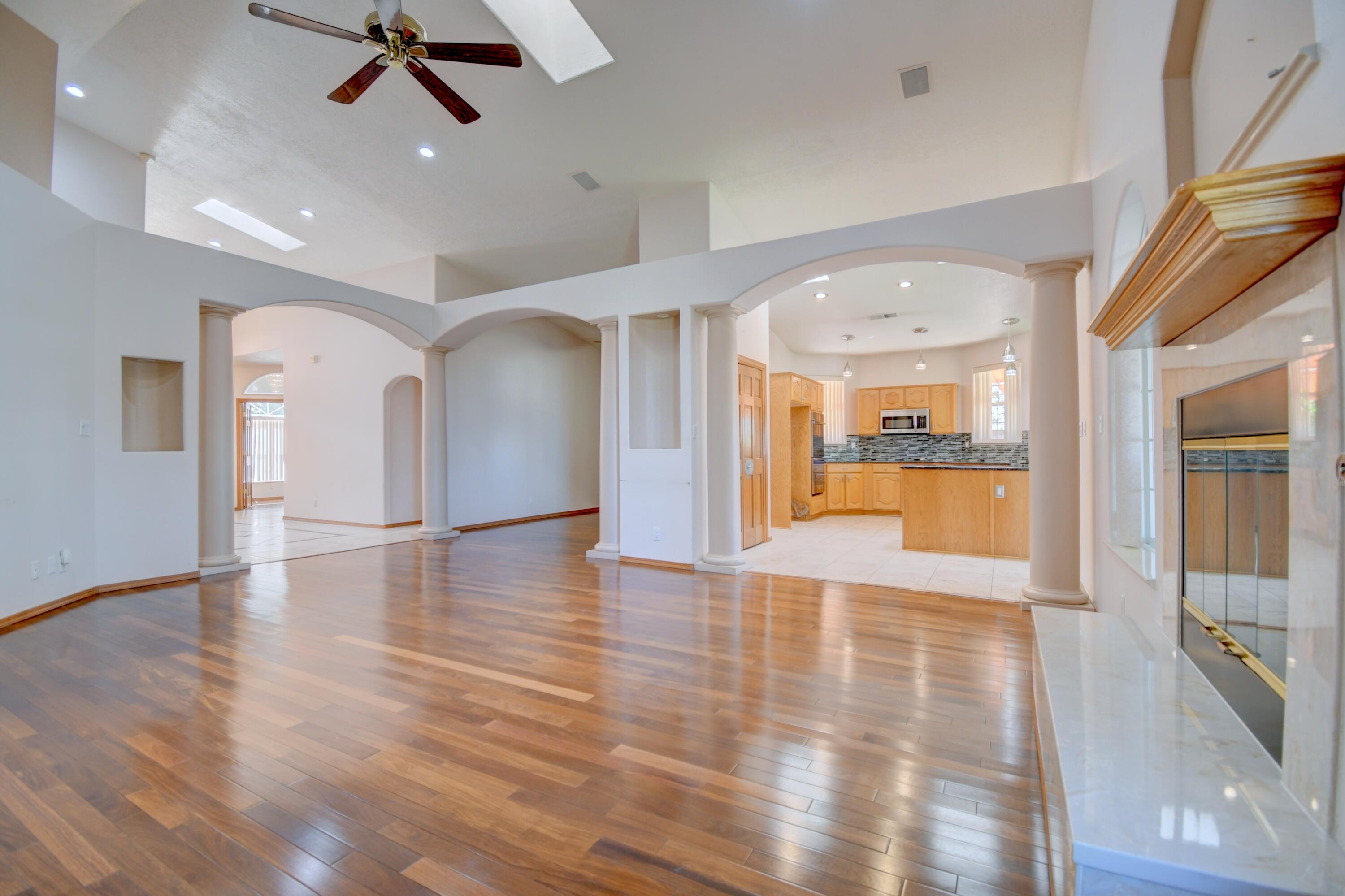 12700 Punta De Vista Place NE