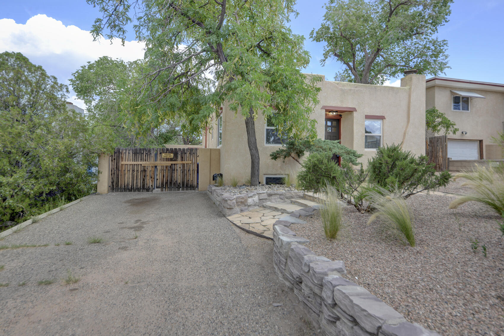 218 Amherst Drive SE