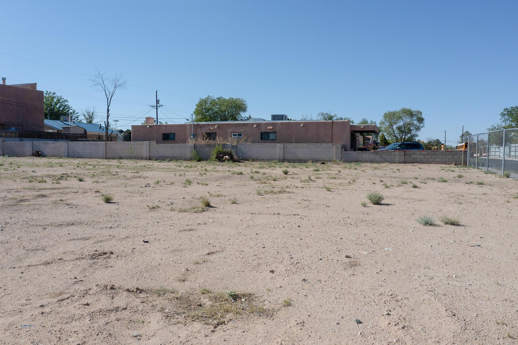 408 Rhode Island Street, Albuquerque, New Mexico image 2