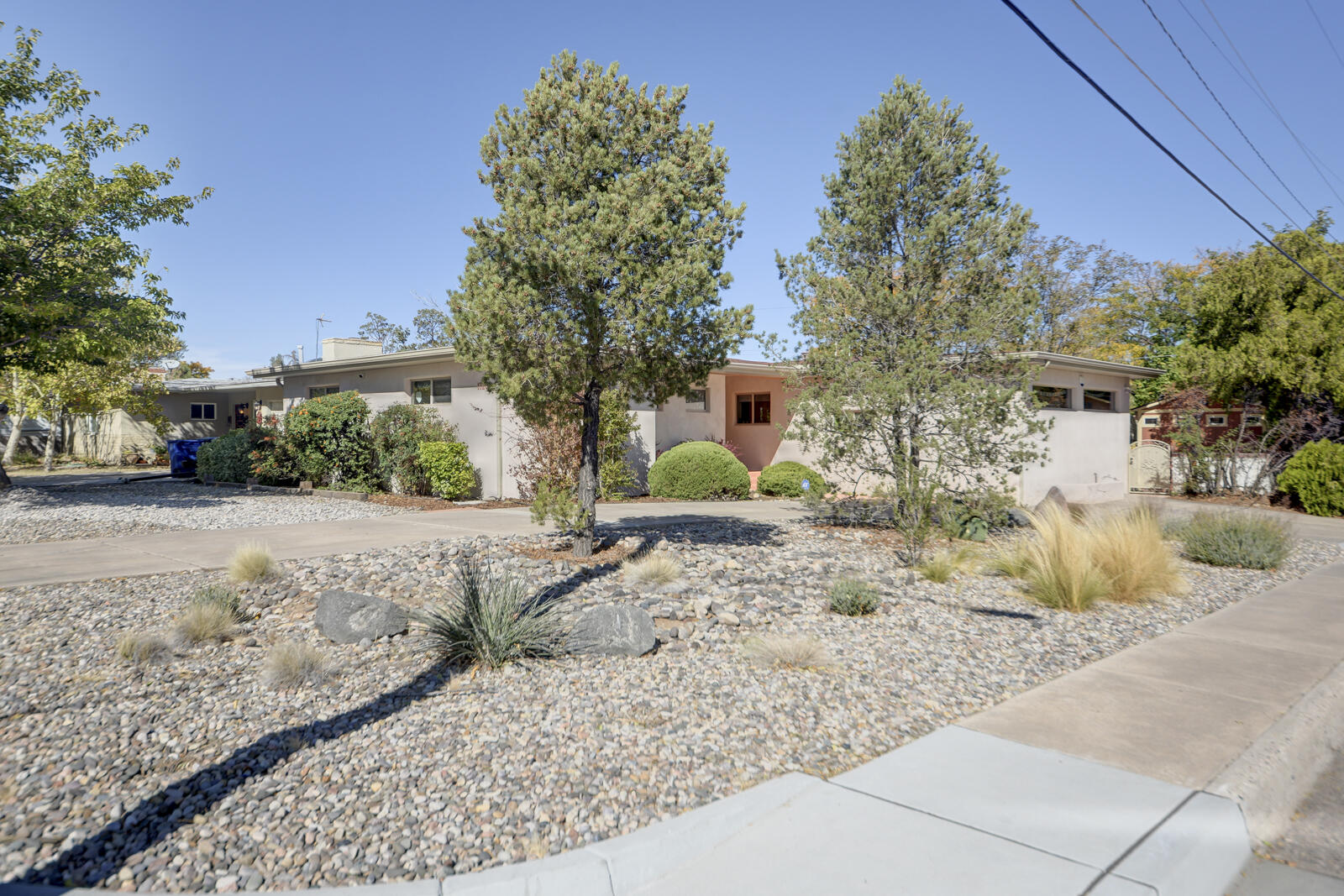 1720 Ross Place, Albuquerque, New Mexico image 1