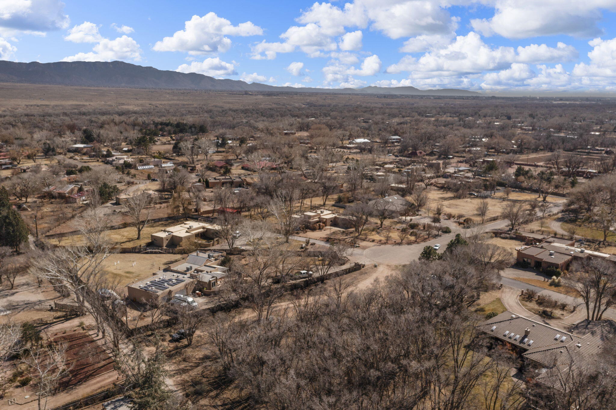 16 Manzano Road, Corrales, New Mexico image 7