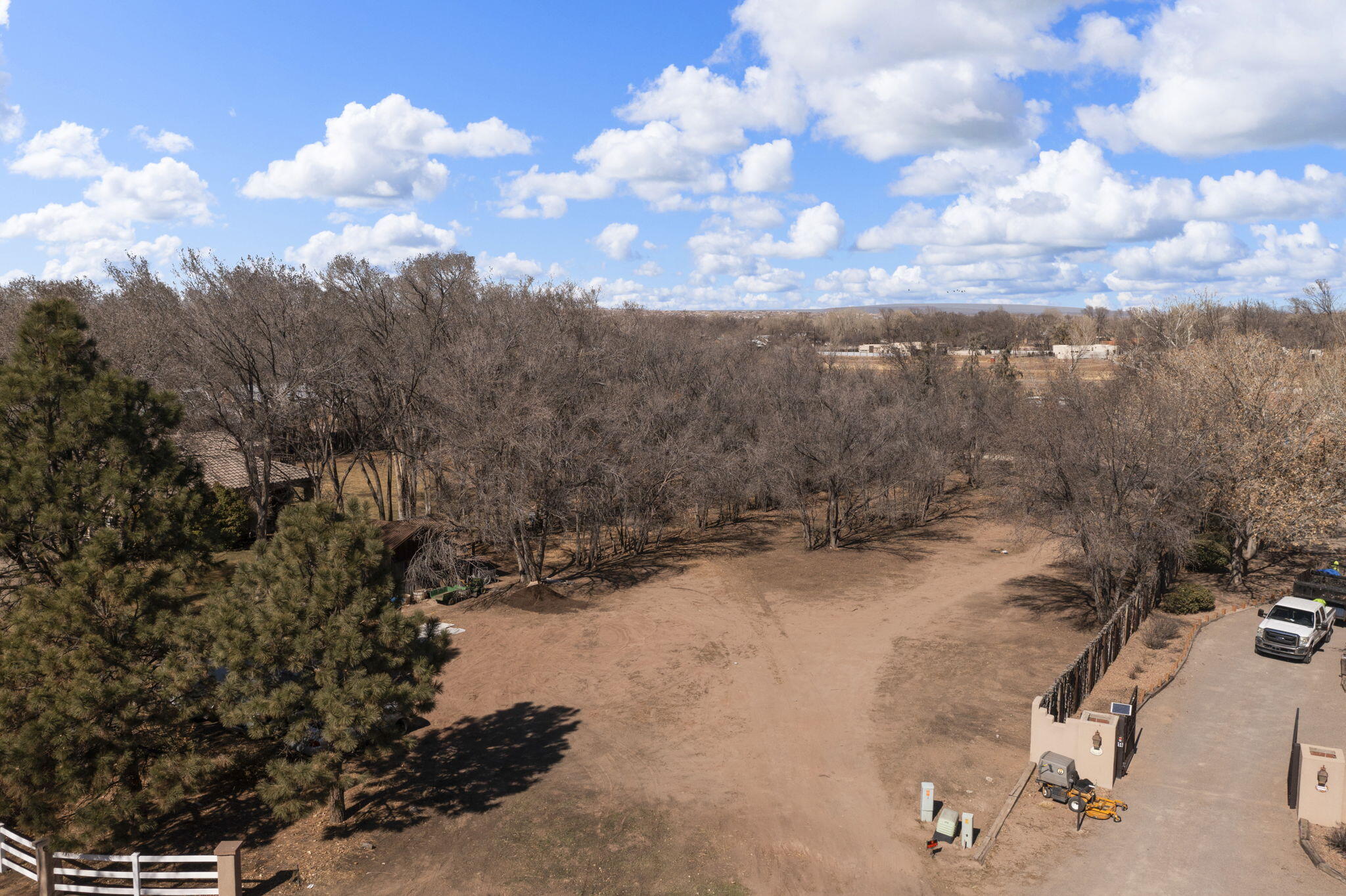 16 Manzano Road, Corrales, New Mexico image 3