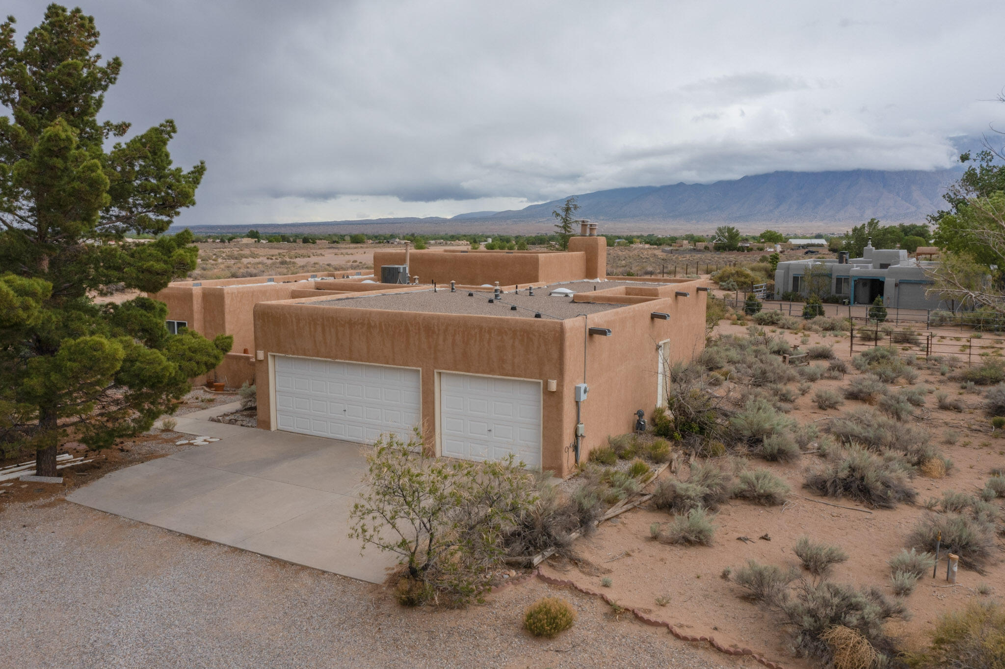 168 Anya Road, Corrales, New Mexico image 1
