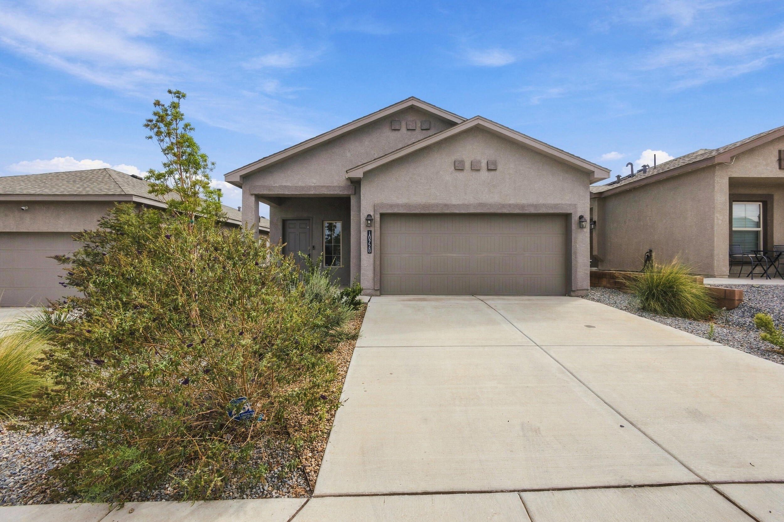 10728 Sabino Loop SW