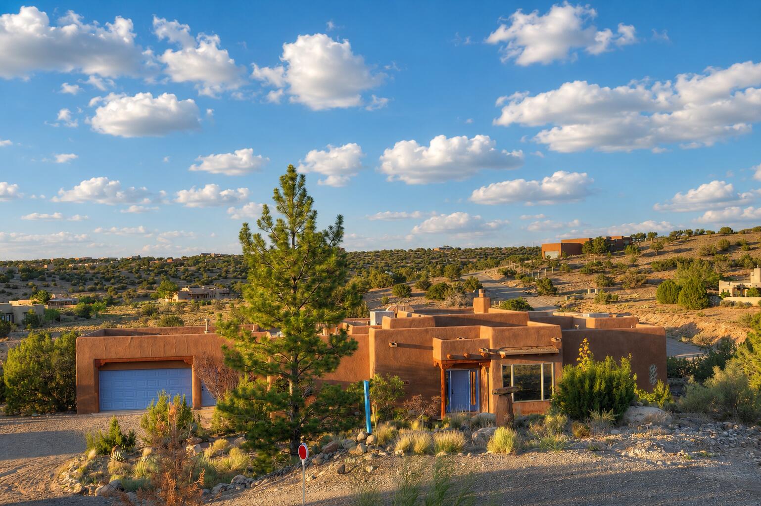 16 Mimbres Road SW