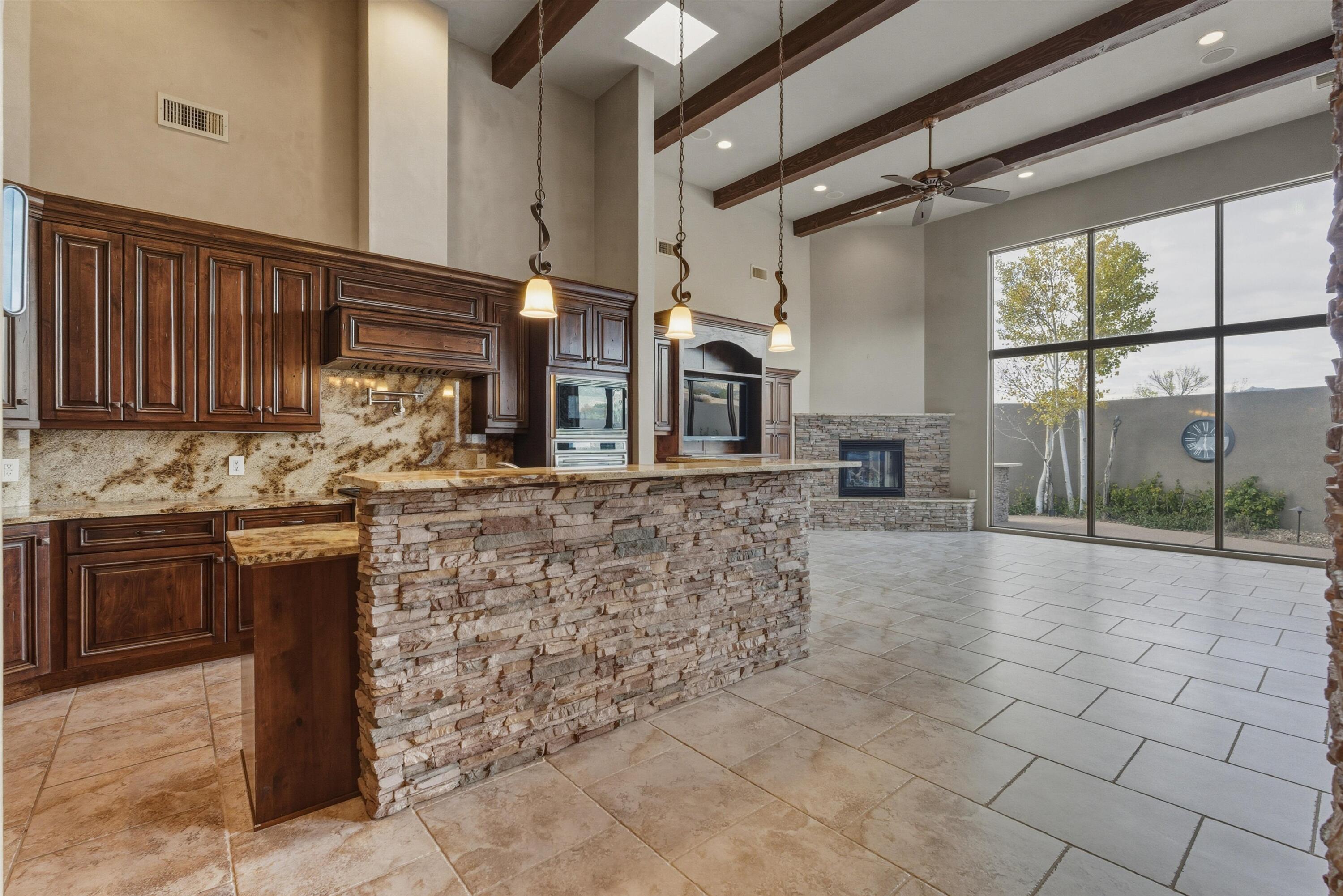 6359 Cliffbrush Lane NE