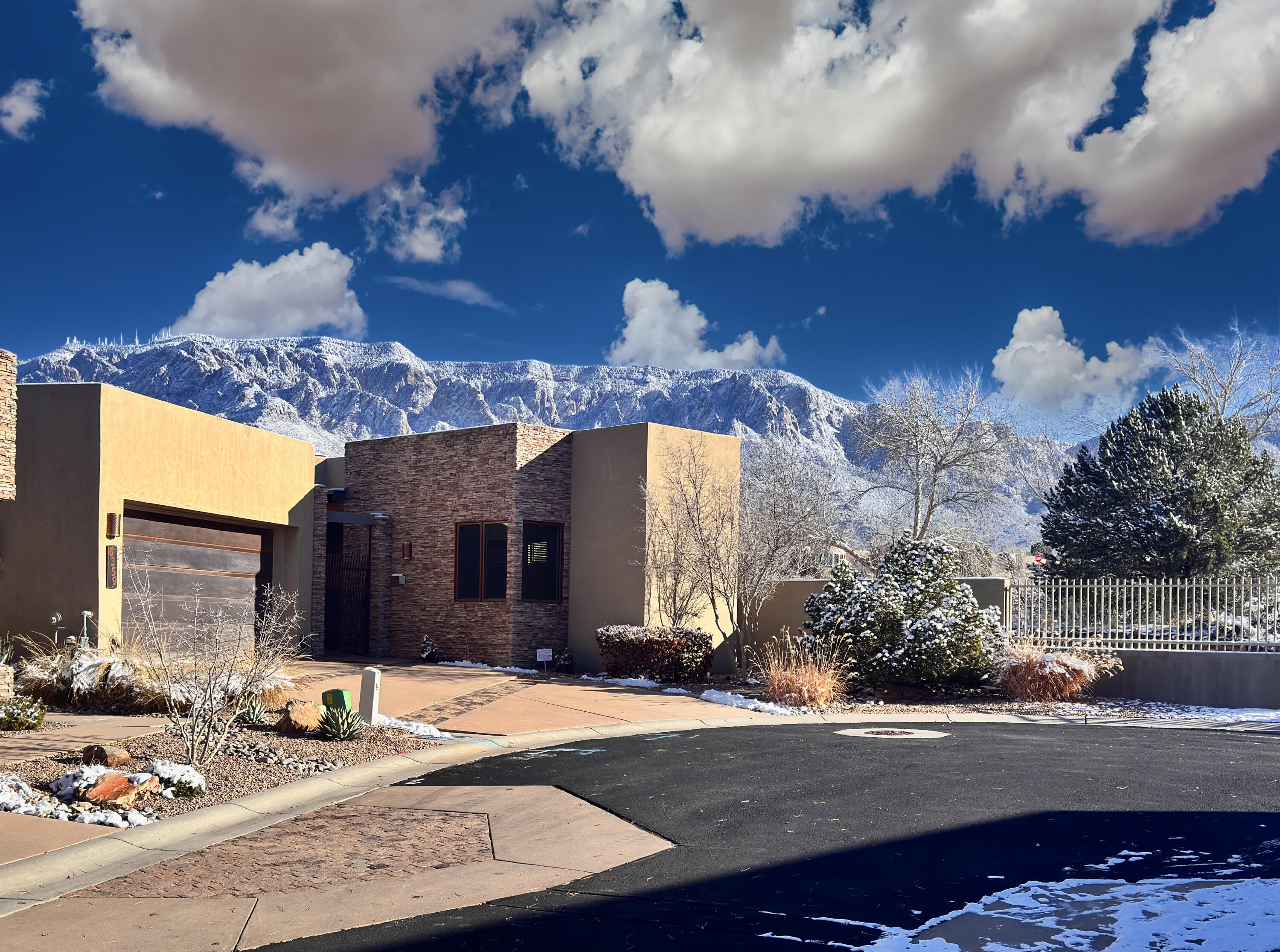 6359 Cliffbrush Lane NE