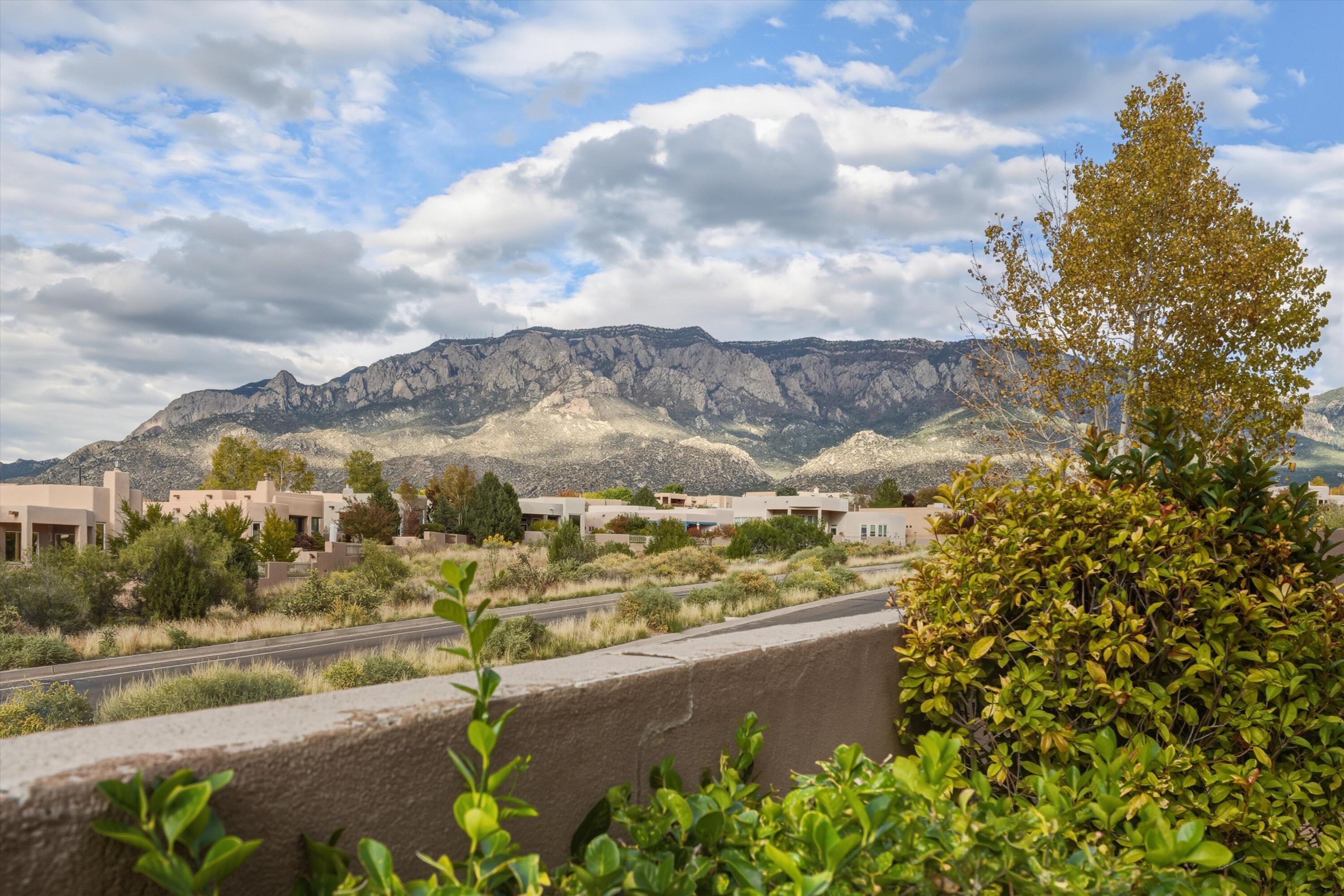 6359 Cliffbrush Lane NE