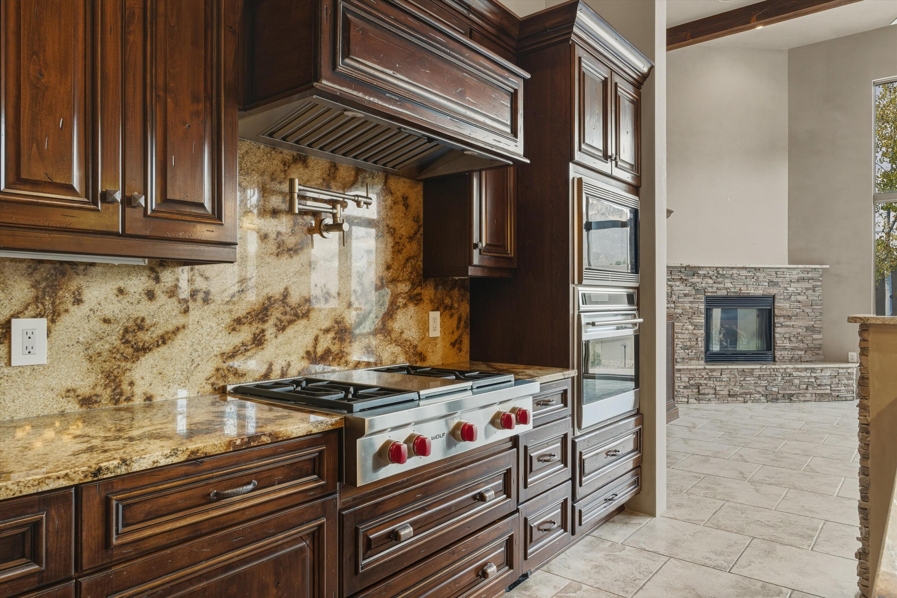 6359 Cliffbrush Lane NE