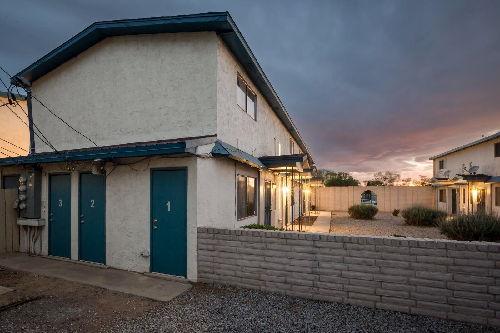 808 Ortiz Drive SE