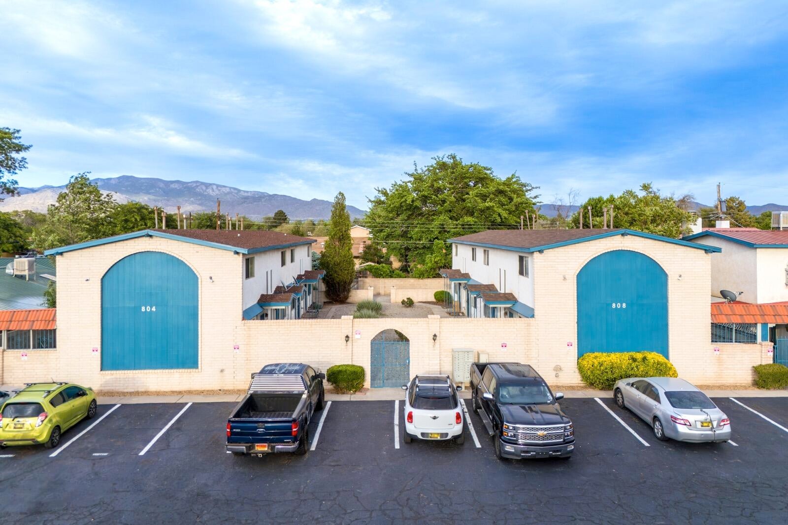 808 Ortiz Drive SE