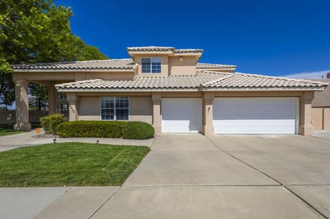 Photo of 6420 POJOAQUE Road NW, Albuquerque, NM 87121 (MLS # 1086481)