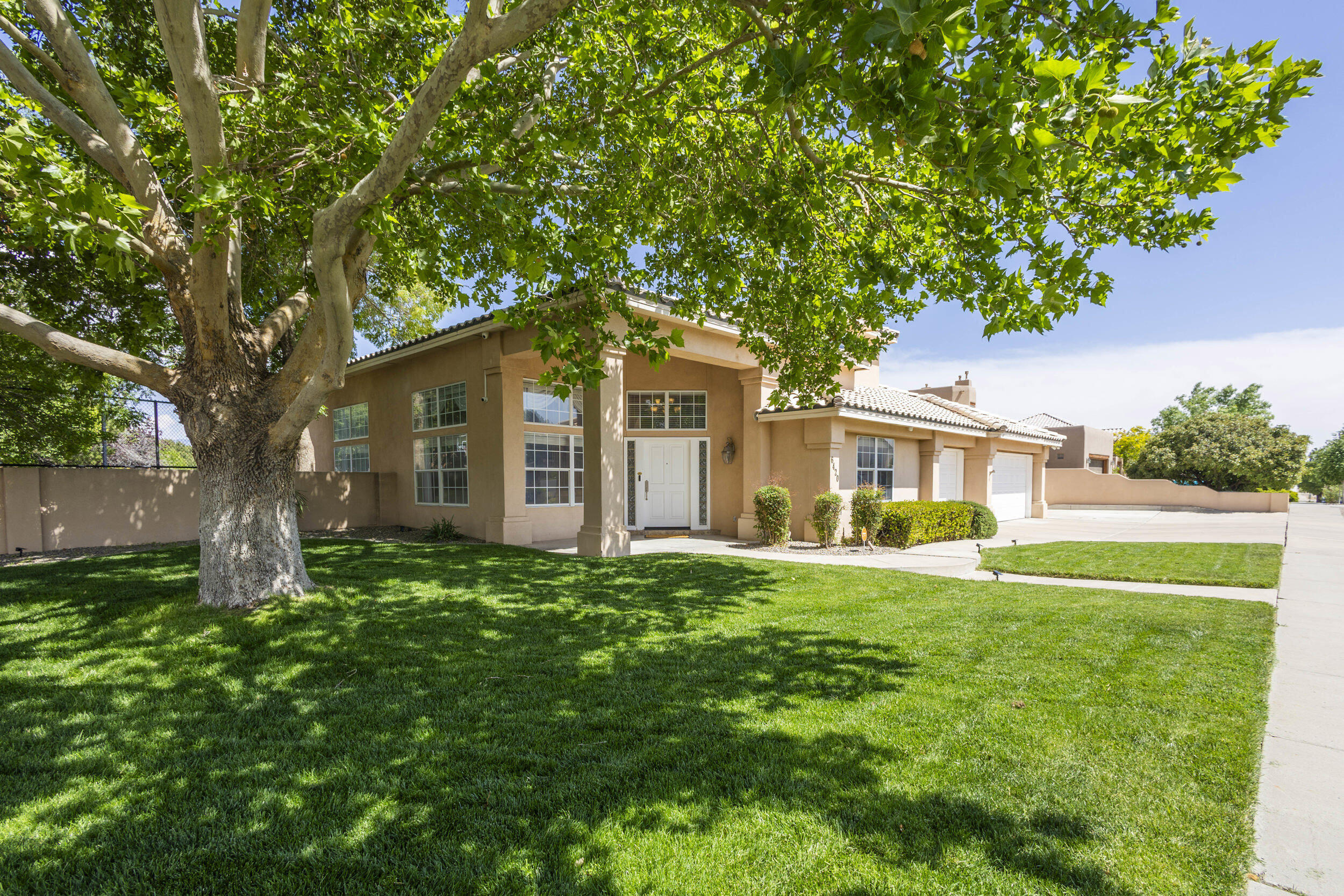 6420 POJOAQUE Road NW