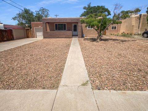 Photo of 2711 MONTEREY Avenue SE, Albuquerque, NM 87106 (MLS # 1086404)
