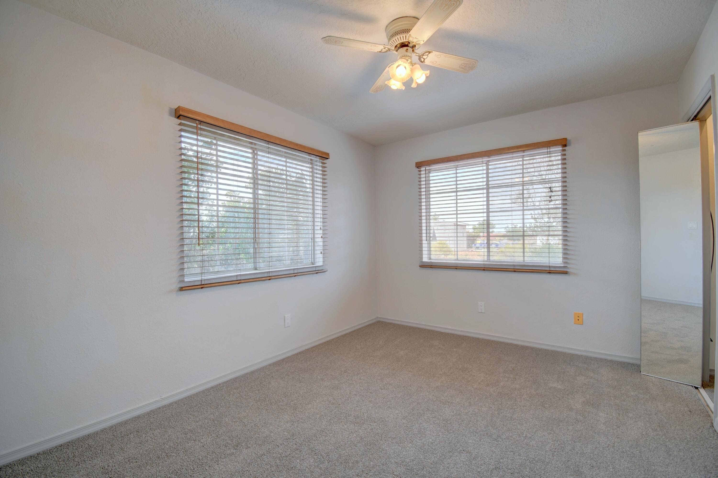21 San Fernando Avenue