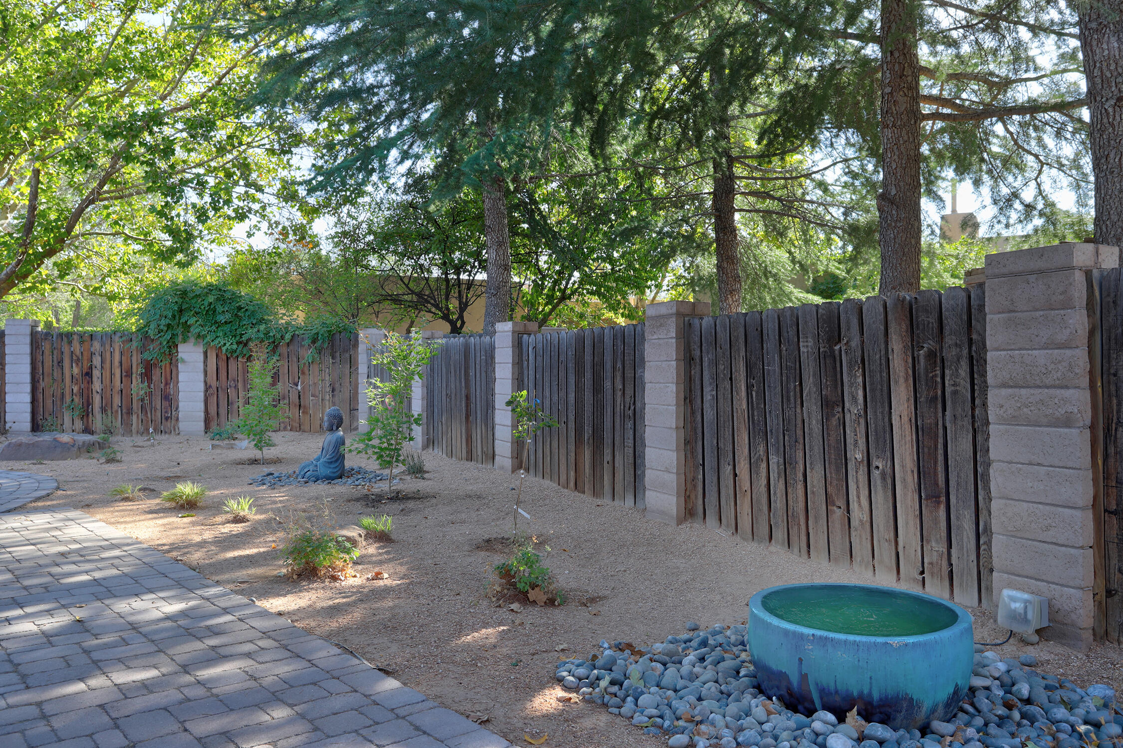 353 La Chamisal Lane, Los Ranchos, New Mexico image 33