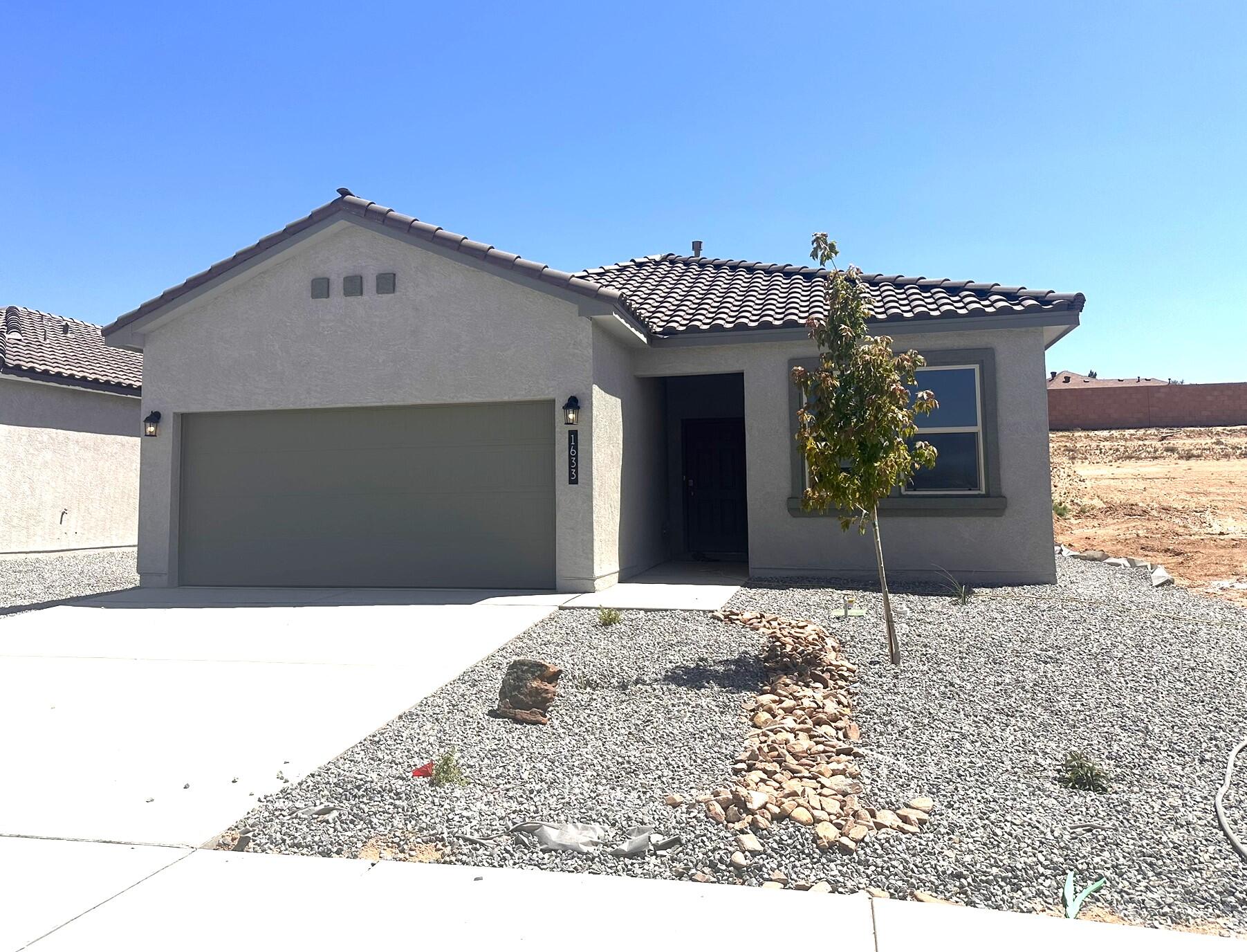 1456 Alto Colores Loop, Los Lunas, New Mexico image 1