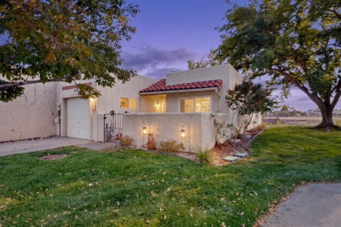 Photo of 628 Eastlake Drive SE, Rio Rancho, NM 87124 (MLS # 1112243)