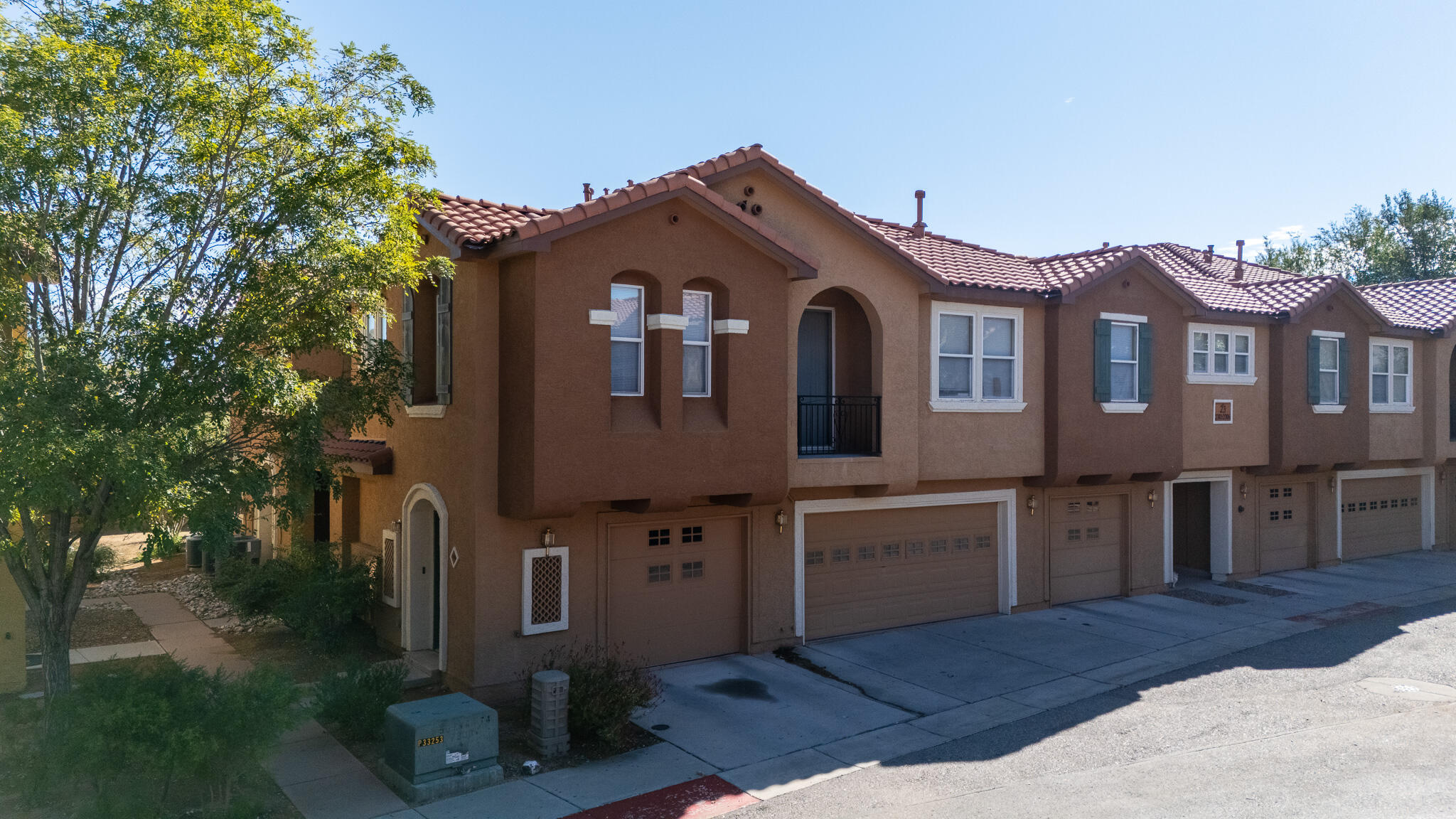 601 MENAUL Boulevard NE 2304