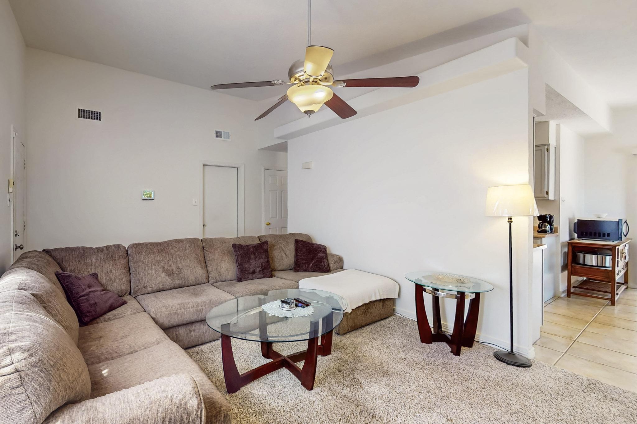 402 Calle Don Santiago, Los Lunas, New Mexico image 7