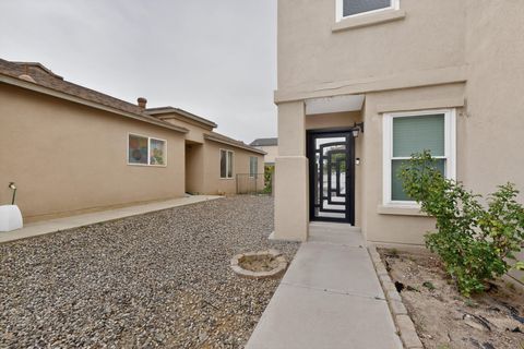 Photo of 8805 Sawgrass Place NW, Albuquerque, NM 87121 (MLS # 1102462)