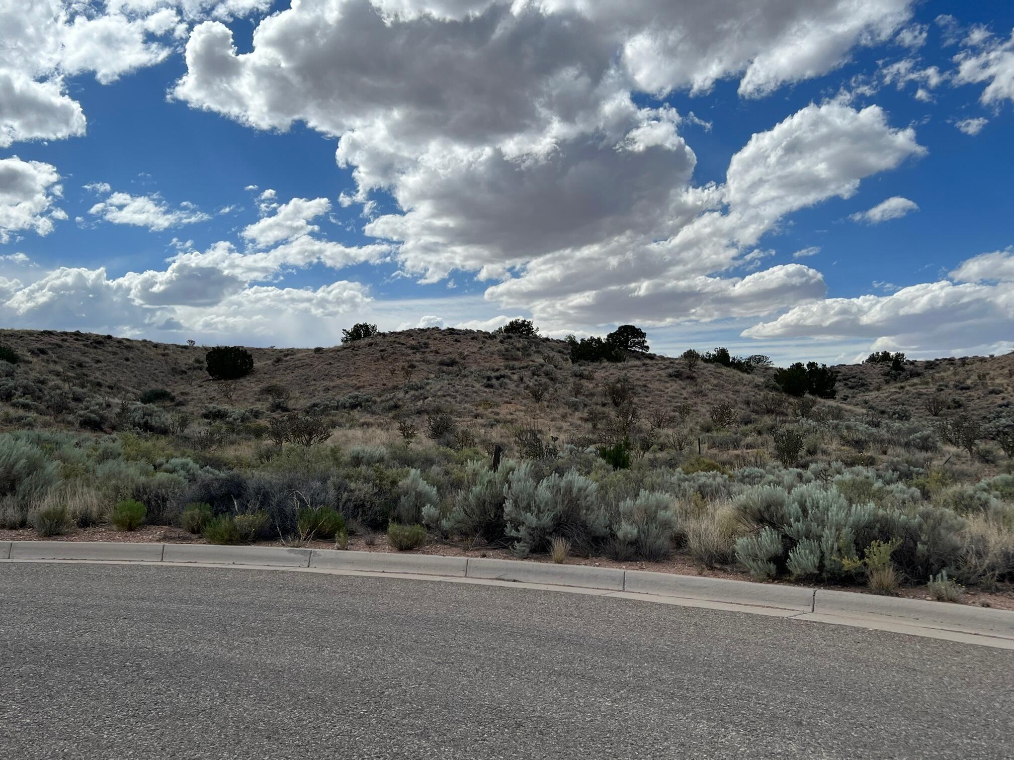5709 Upland Meadows Road Ne Rd, Rio Rancho, New Mexico image 2