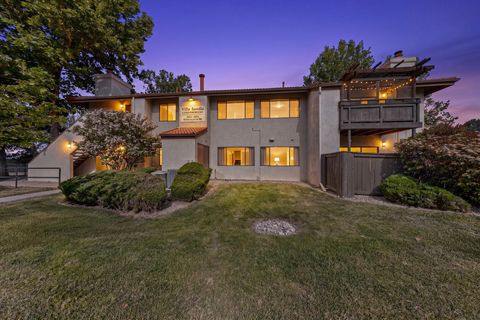 Photo of 5903 McKinney Drive NE, Albuquerque, NM 87109 (MLS # 1102302)