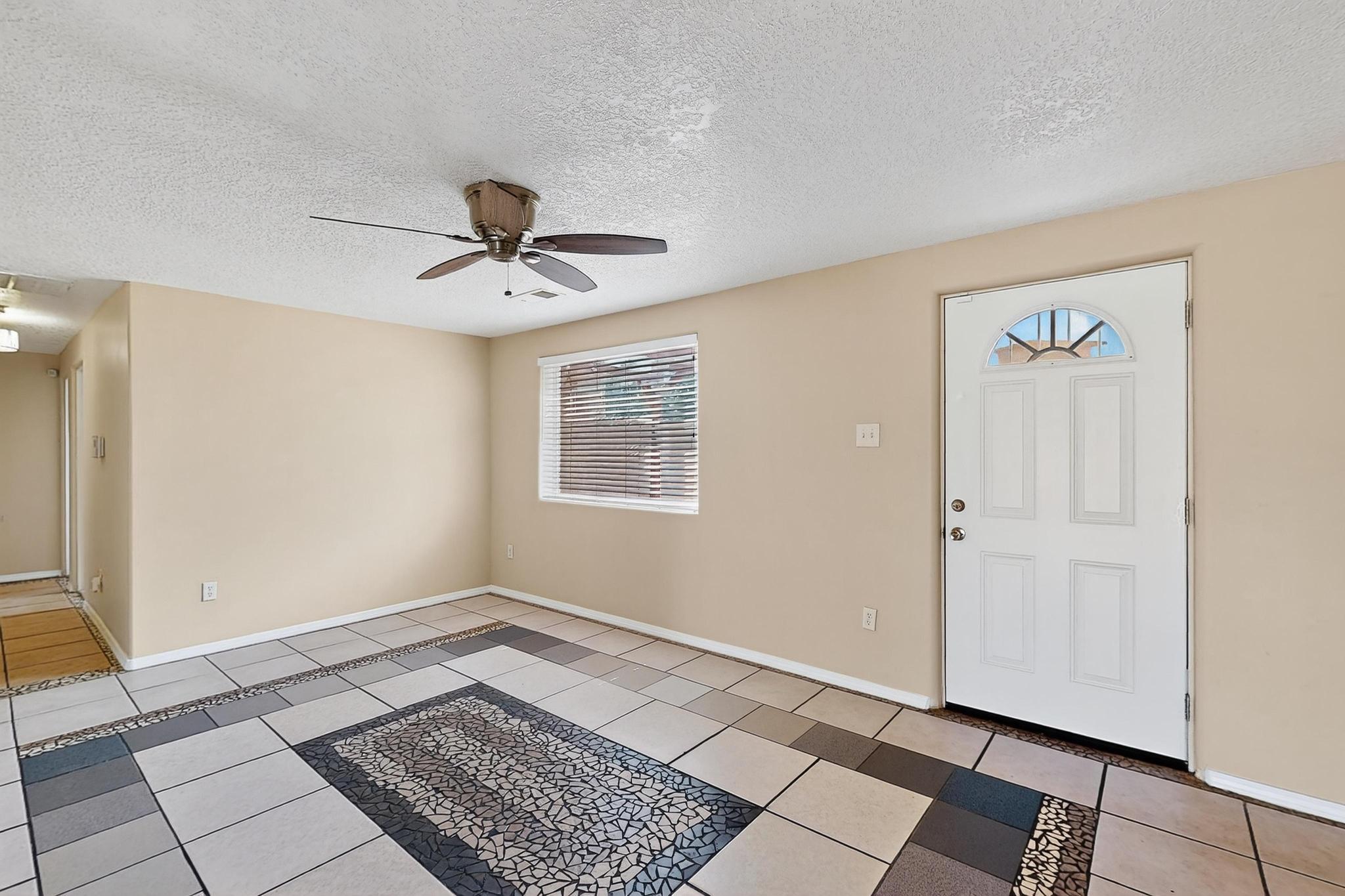 3521 Valencia Drive, Albuquerque, New Mexico image 4
