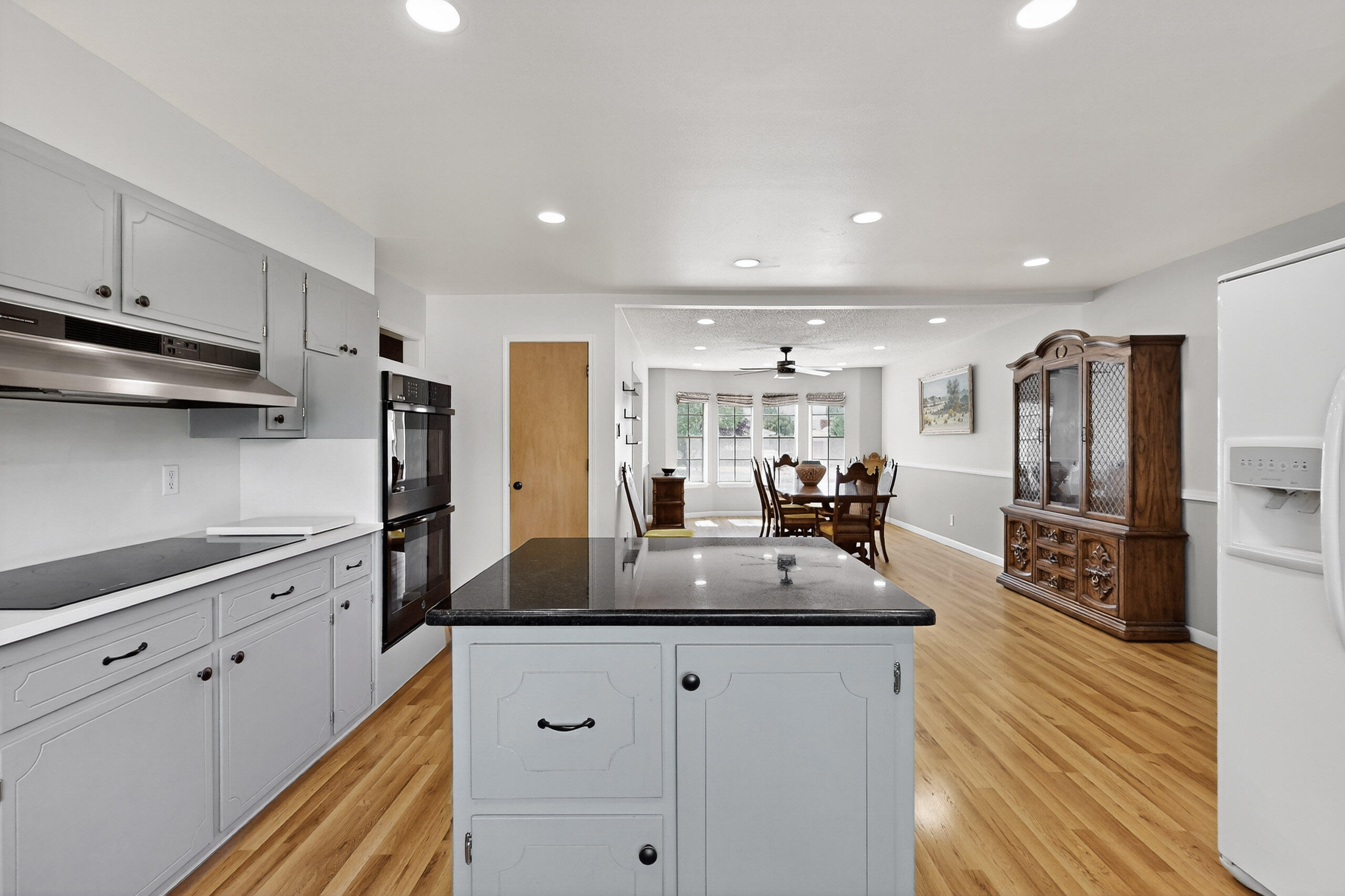 1414 CALIFORNIA Street NE