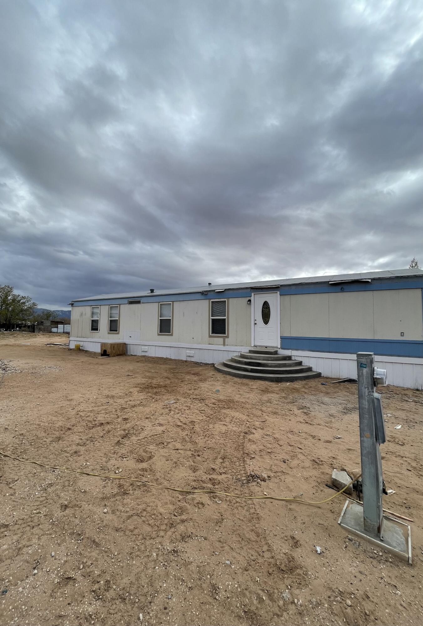 9 Carmel Road, Los Lunas, New Mexico image 2