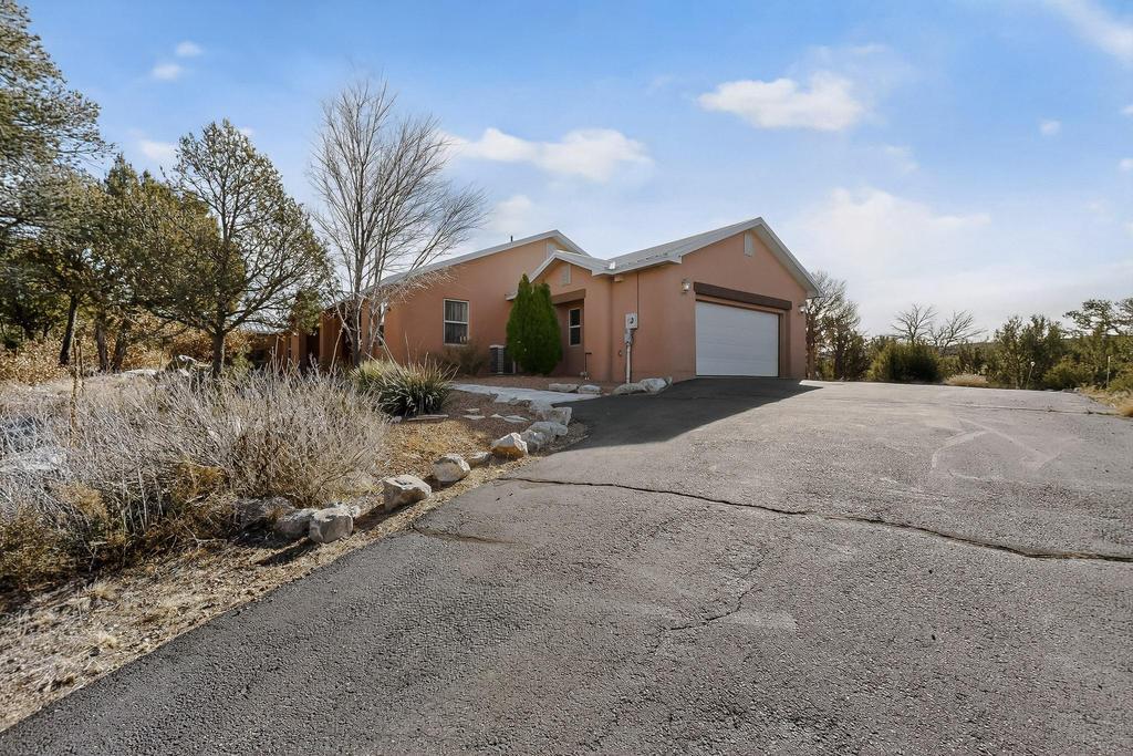 44 Vista Encantada Drive