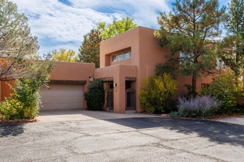 Photo of 2708 HERRADURA Road #C, Santa Fe, NM 87505 (MLS # 1092667)