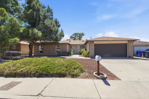 Homes For Sale - 2705 Compa Court<br/> Albuquerque, NM 87112