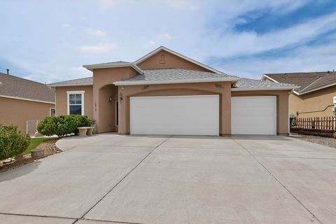 Photo of 10515 Toledo Street NW, Albuquerque, NM 87114 (MLS # 1100785)