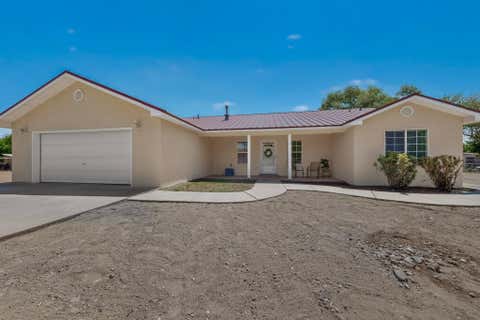 Homes For Sale - 6 King Court<br/> Los Lunas, NM 87031