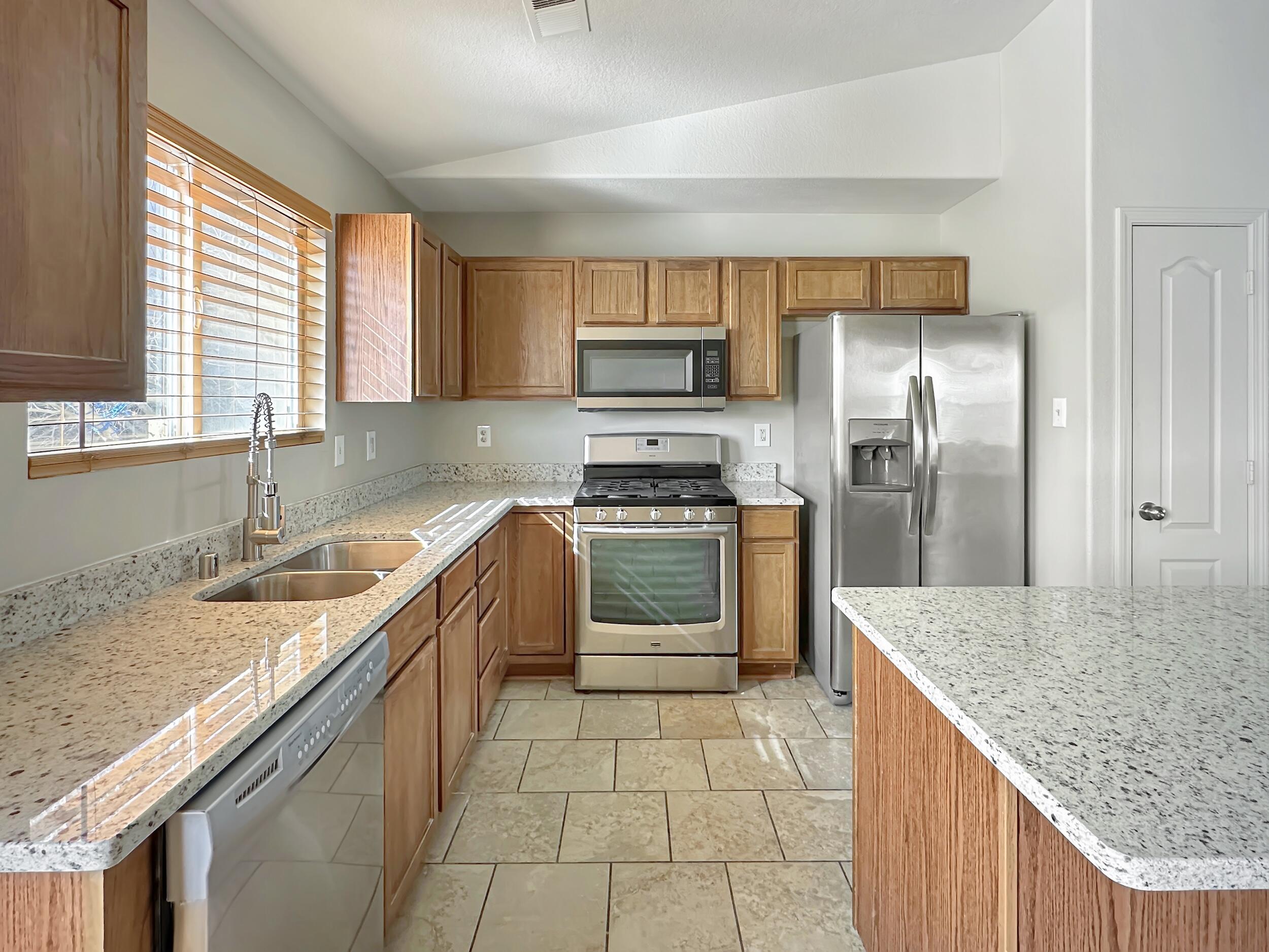 3061 Clear Sky Street, Los Lunas, New Mexico image 6