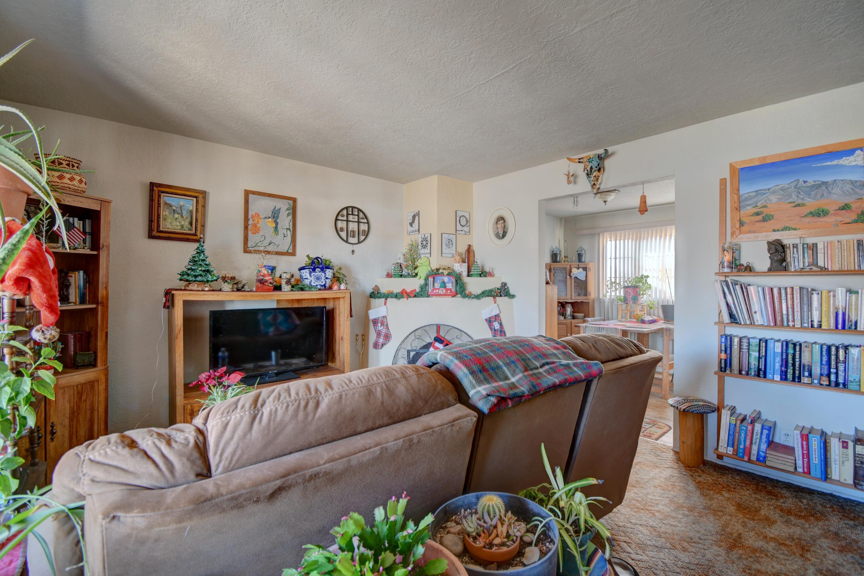 507 Rio Grande Drive, Bernalillo, New Mexico image 4