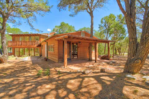 Homes For Sale - 27 La Cresta Circle<br/> Tijeras, NM 87059