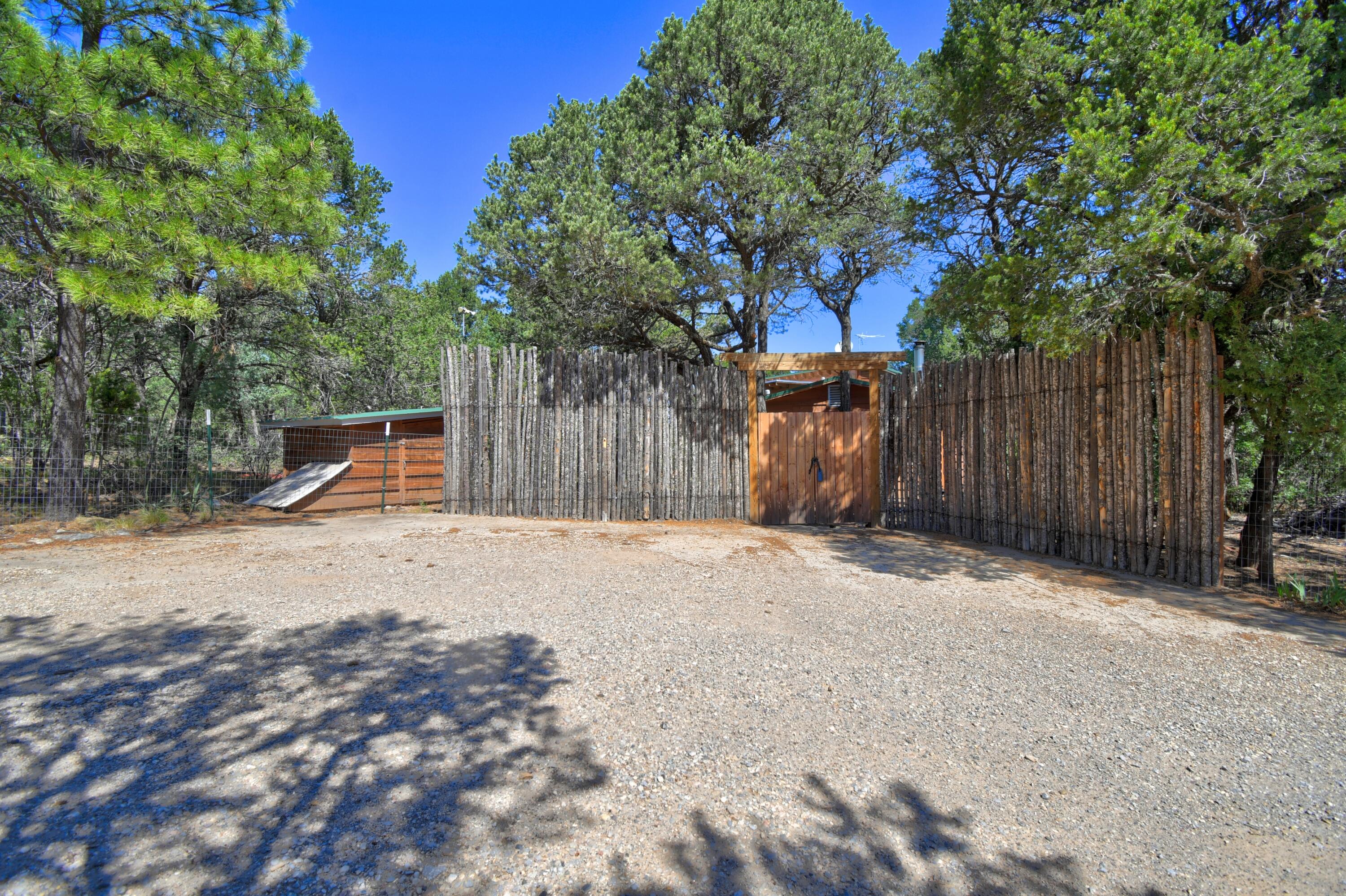 27 La Cresta Circle