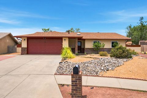 Homes For Sale - 4928 Wagon Mound Trail<br/> Albuquerque, NM 87120