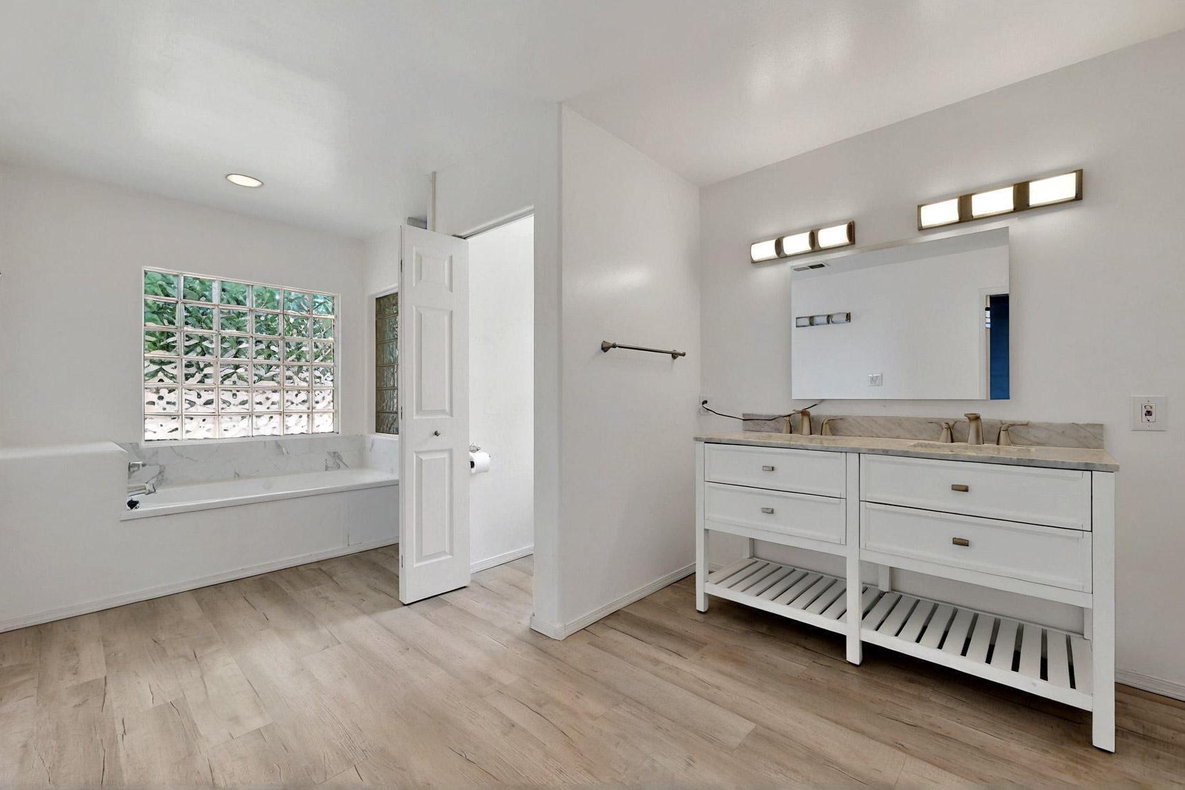2325 Chapman Lane Ln, Albuquerque, New Mexico image 5
