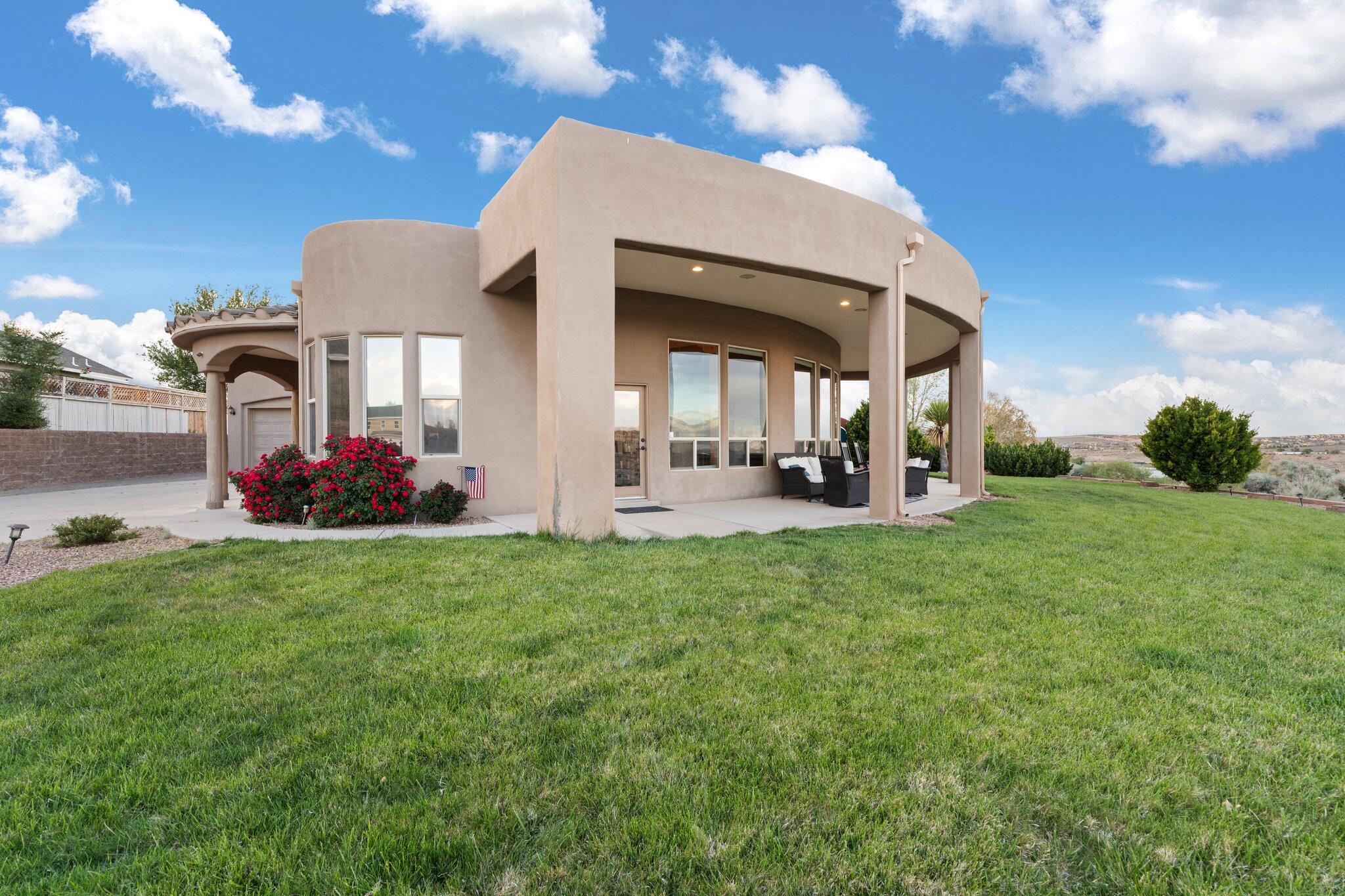 Photo 4 of 51 of 2313 Gemini Road NE house