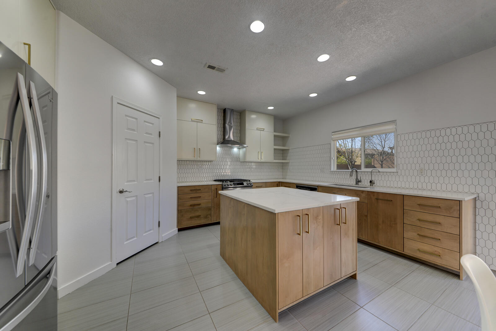 1807 Avenida Comunidad, Rio Rancho, New Mexico image 7
